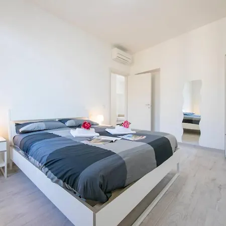 Downtown Apartament *