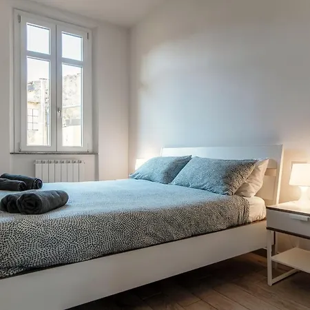 Downtown Apartament Como